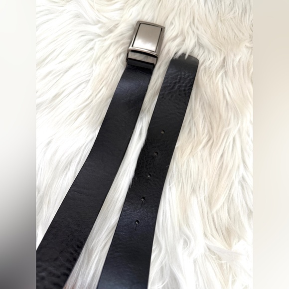 🇨🇦 Brave Leather Collection - BLACK leather with rectangular - Silver - Picture 4 of 10